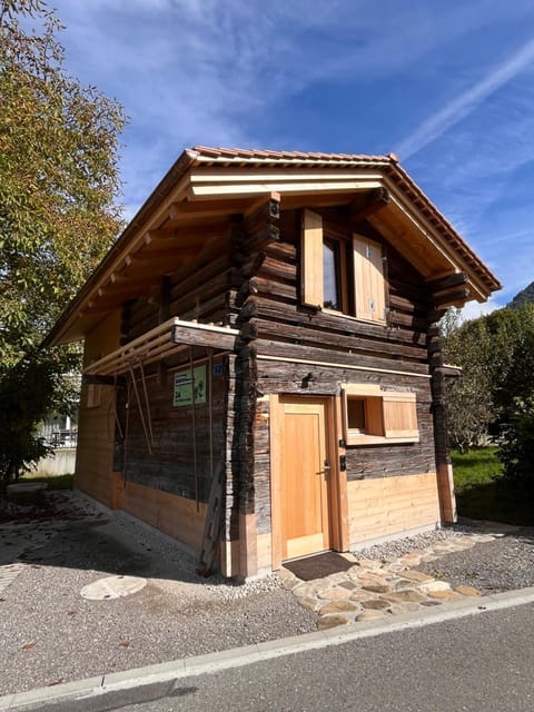 Property building, Facade/entrance, Day, Summer