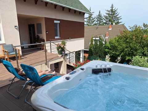 Hot Tub, Hot Tub, Balcony/Terrace, Balcony/Terrace, Spa and wellness centre/facilities, Pool view
