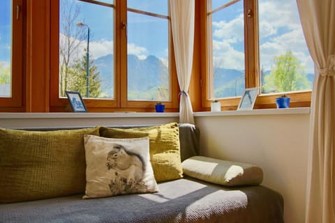 Living room, Landmark view, Mountain view