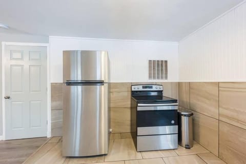 Relaxing 3BR 3 Bath close to the falls Apartment in Niagara Falls