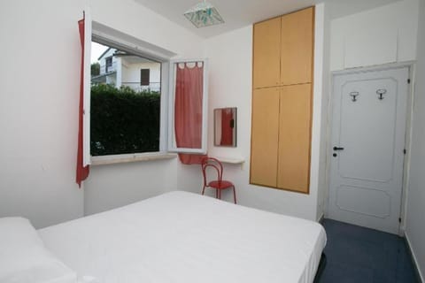 M084 - Marcelli, trilocale con giardino a 100 m. dal mare al Residence MareVerde Apartment in Marcelli