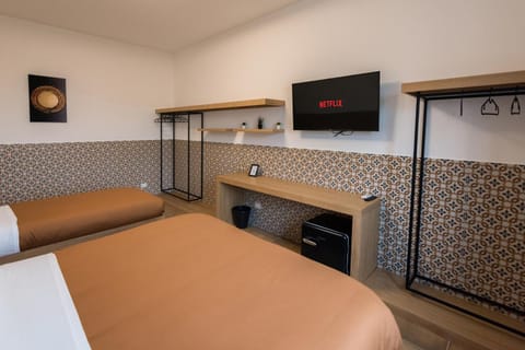 Bed, TV and multimedia, Bedroom, oven, wardrobe