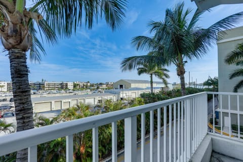 Lantana Condo with Balcony 11 Mi to Palm Beach! Apartment in Lantana