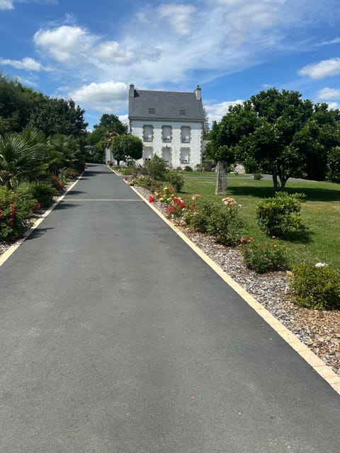 Studio à la Petite Boissière proximité des plages et de la gare SNCF Apartment in Quimper