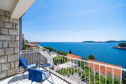 View (from property/room), Balcony/Terrace, Sea view