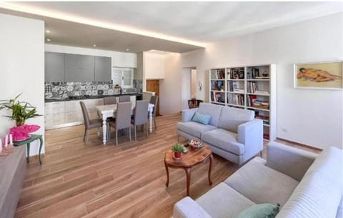 La casa del pittore Squillantini suite Apartment in Emilia-Romagna