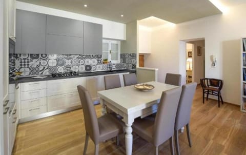 La casa del pittore Squillantini suite Apartment in Emilia-Romagna