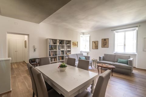 La casa del pittore Squillantini suite Apartment in Emilia-Romagna