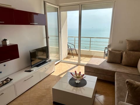 Living room, Sea view