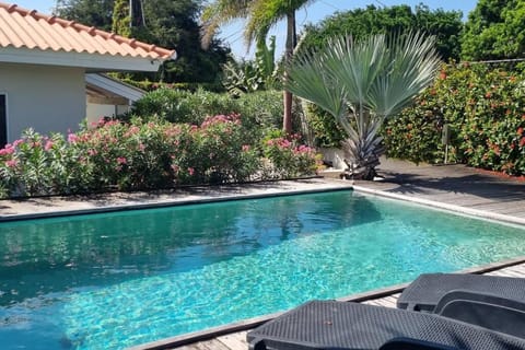 Day, Garden, Garden view, Pool view, Swimming pool, sunbed