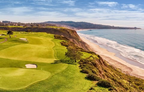 Nearby landmark, Day, Natural landscape, Golfcourse, Beach, Mountain view, Sea view