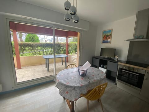 Balcony/Terrace, Dining area