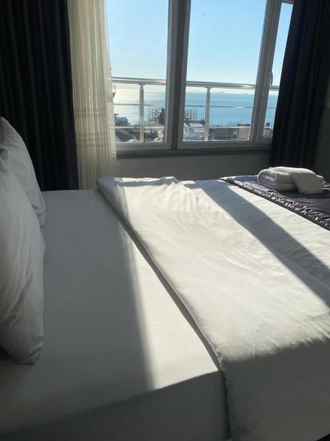 Bed, Sea view