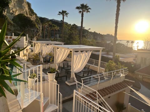 Natural landscape, View (from property/room), Balcony/Terrace, Sea view
