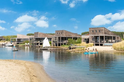 Property building, Lake view