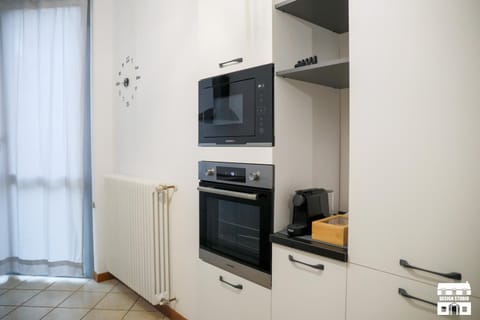 Kitchen or kitchenette, minibar, pet friendly, stove