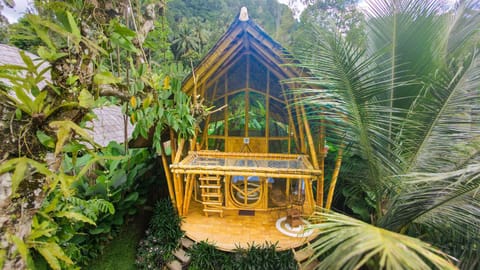 Bamboo House - Ecobreeze Villa in Selat