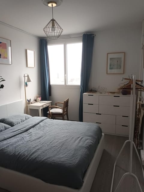 Sunny Flat in Paris Apartment in Paris