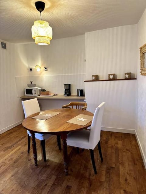 Appartement rénové entre Saint-Malo et le Mont-Saint-Michel Apartment in Brittany