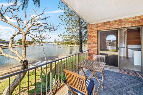Day, View (from property/room), Balcony/Terrace, River view