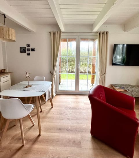Garden, Garden, Dining area, Garden view, Garden view