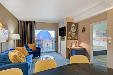 View (from property/room), Living room, City view