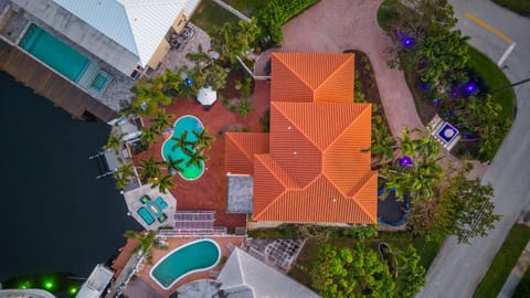 Casa Tropico House in Highland Beach