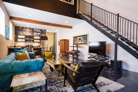 Petaluma Warehouse Lofts Unit D Apartment hotel in Petaluma