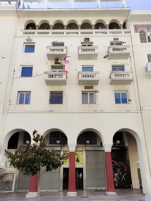 Property building, Facade/entrance