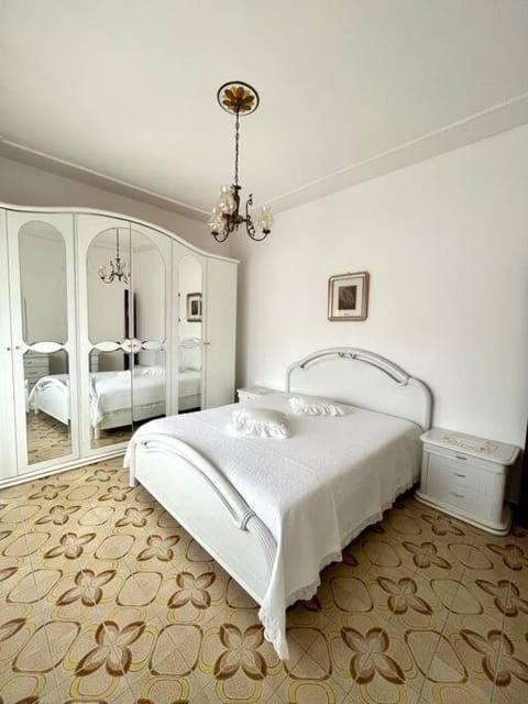 Casa Leonarda Apartment in Olmedo, Sardinia