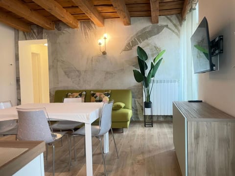 CAIROLI14 Apartment in Province of Brescia