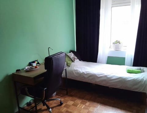 Quiet Room with Workspace in top Location Bed and Breakfast in Sarajevo