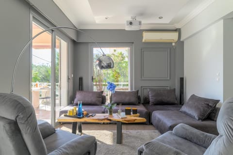 Living room, Seating area, air conditioner