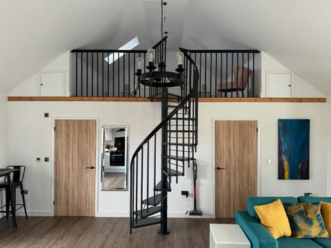 Kitchen or kitchenette, Living room, Seating area
