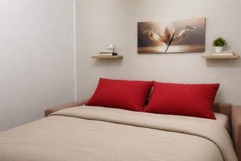 Bed, Photo of the whole room, Decorative detail, Bedroom