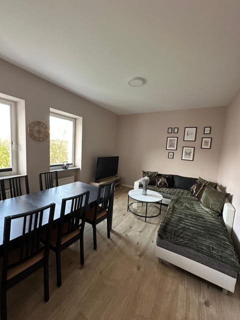 Handwerker-Lodge Ottweiler Apartment in Saarland, 66, Germany