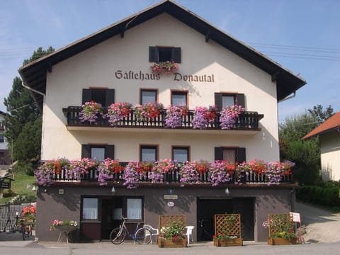 Property building, Facade/entrance, Spring, Summer, Other, Hiking, Cycling, On site