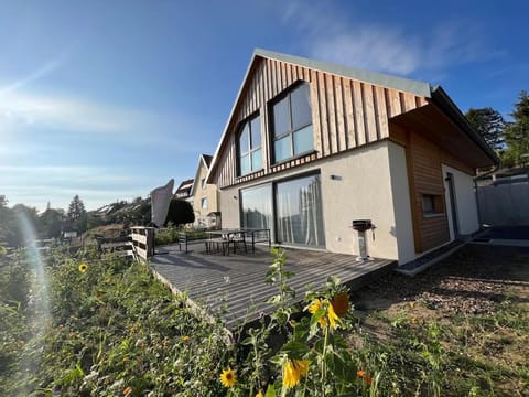 Property building, Garden, Garden view