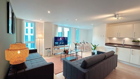 TV and multimedia, Living room, Dining area