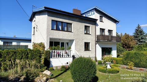 Property building, Spring, Garden, Garden view