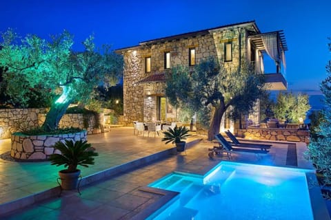 Patio, Swimming pool