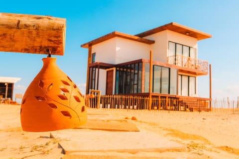 Property building, Day, Natural landscape