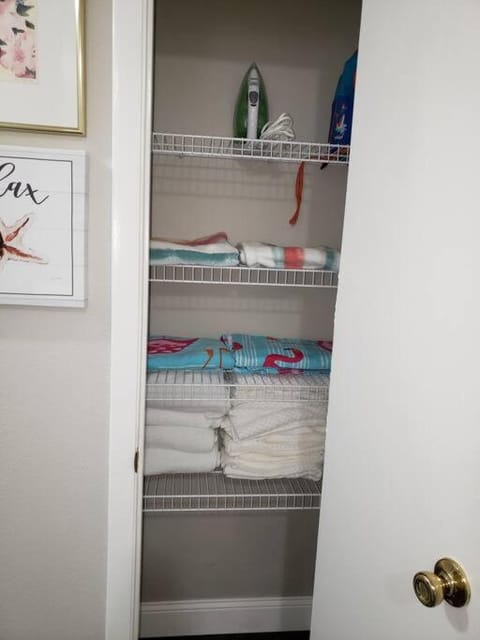 Vacational, private heated pool house House in Citrus Park