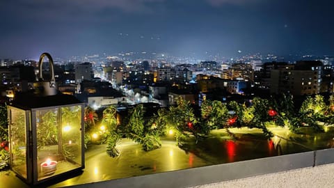 Balcony/Terrace, City view