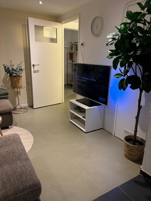 Souterrain aan zee Apartment in Noordwijk