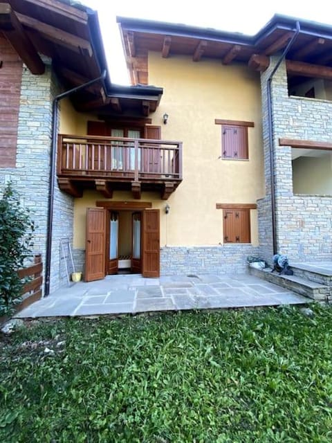 Property building, Patio, View (from property/room), Balcony/Terrace