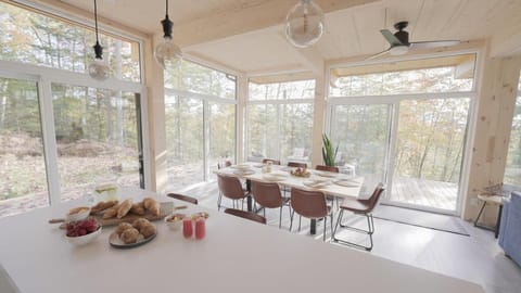 Dining area, Garden view
