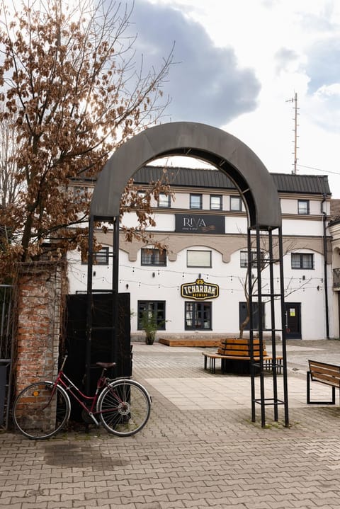 RIVA sleep & chill Motel in Serbia