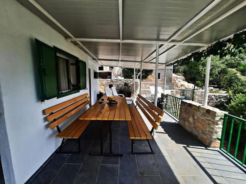 House ,, Plavi biser '' Apartment in Split-Dalmatia County