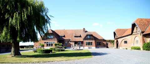 Rozenberghoeve House in Flanders